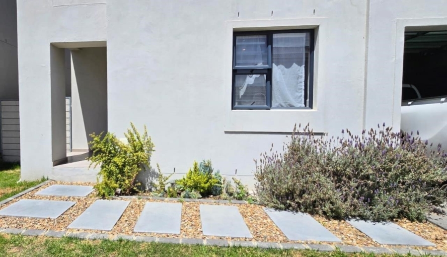 To Let 3 Bedroom Property for Rent in Langeberg Heights Western Cape